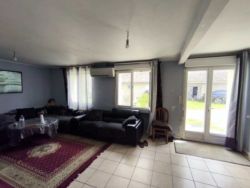 Vente Maison MONTGUYON - 4 pièces -106 m² - (17270)