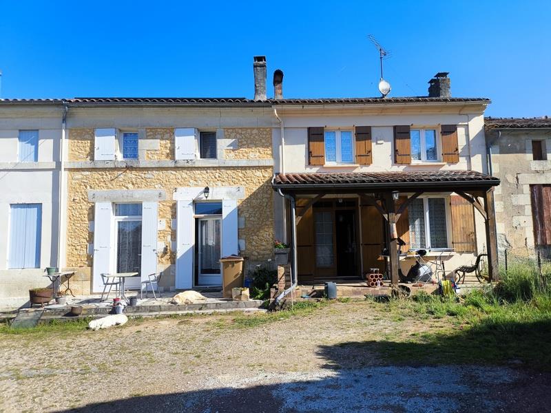 Vente Maison MONTGUYON - 6 pièces -183 m² - (17270)