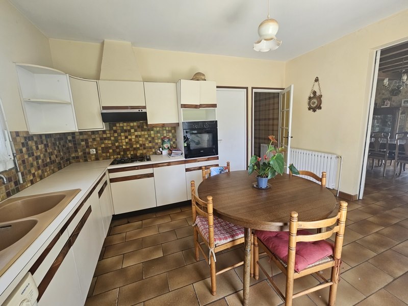 Vente Maison CHEVANCEAUX - 6 pièces -119 m² - (17210)