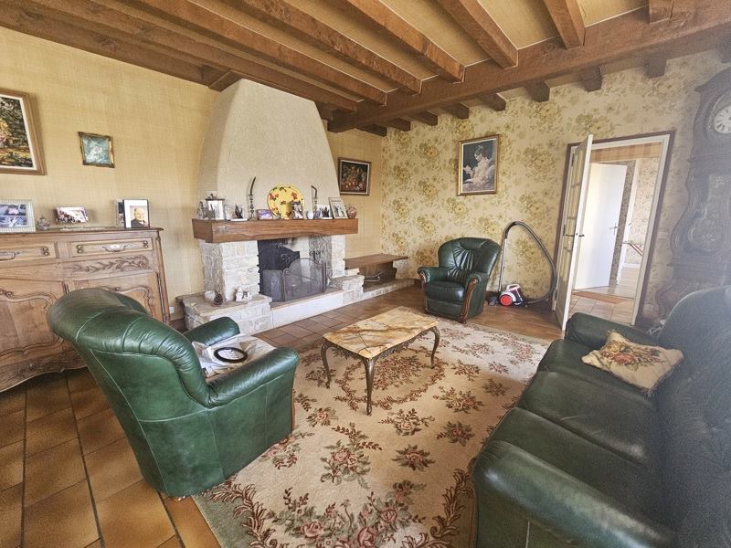 Vente Maison CHEVANCEAUX - 6 pièces -119 m² - (17210)