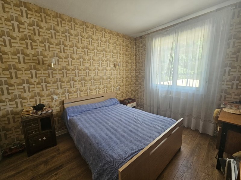 Vente Maison CHEVANCEAUX - 6 pièces -119 m² - (17210)