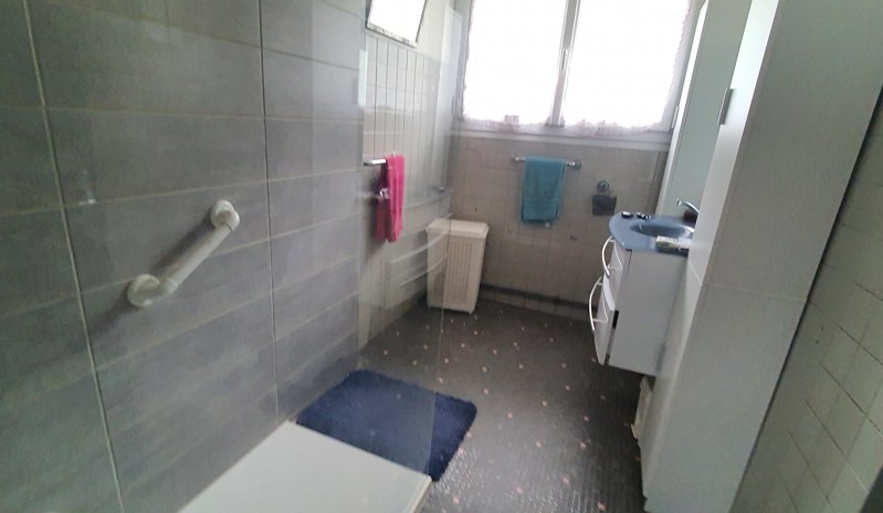 Vente Maison BEDENAC - 6 pièces -84 m² - (17210)