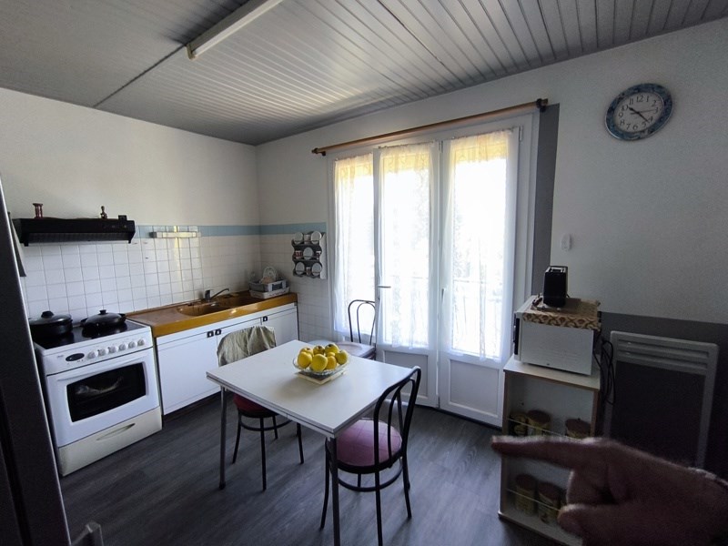 Vente Maison MONTLIEU LA GARDE - 6 pièces -183 m² - (17210)
