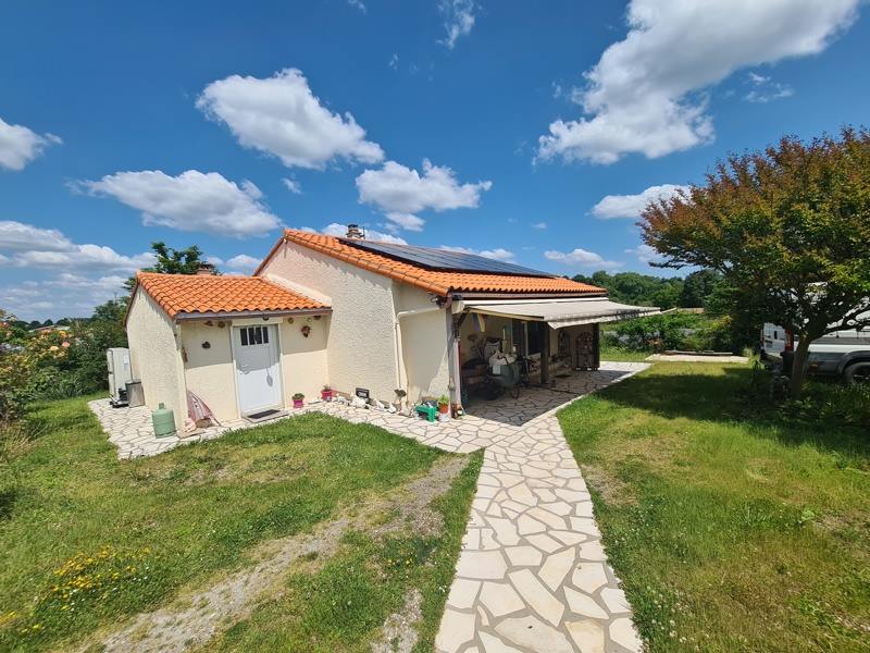 Vente Maison ST MARTIN D ARY - 5 pièces -78 m² - (17270)