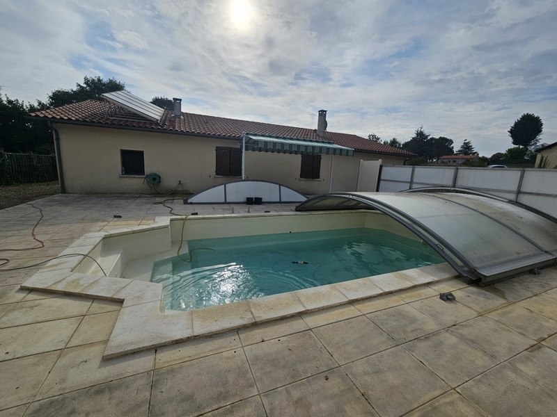 Vente Maison ST MARTIN D ARY - 6 pièces -139 m² - (17270)