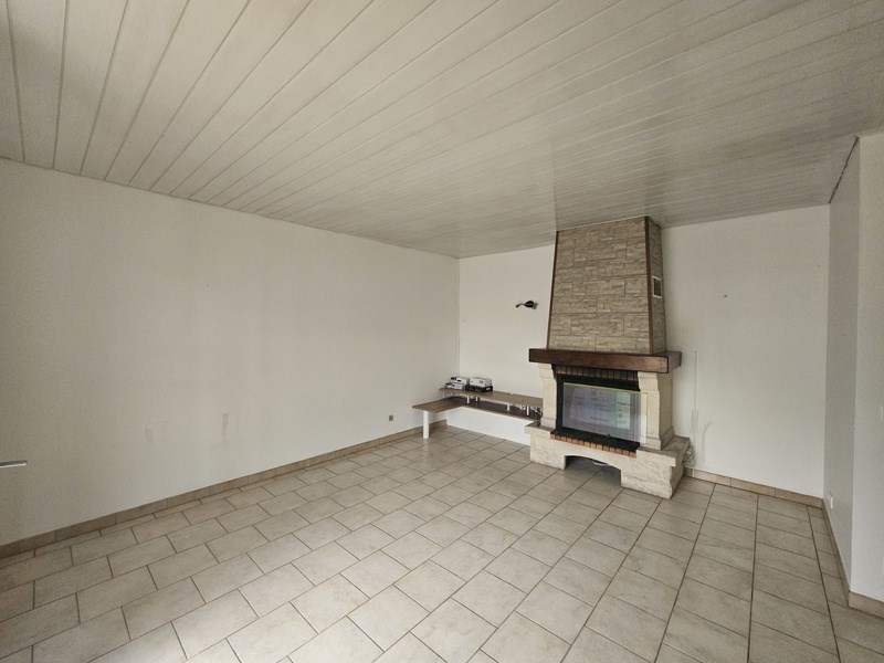 Vente Maison ST MARTIN D ARY - 6 pièces -139 m² - (17270)