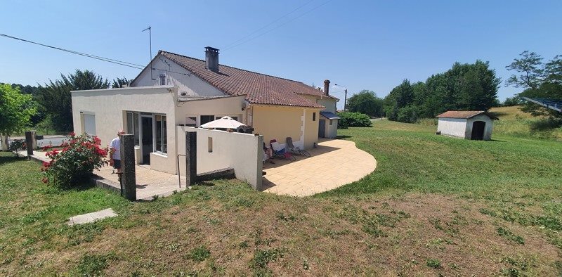 Vente Maison Le Fouilloux 17270 7 pièces - 194 m²