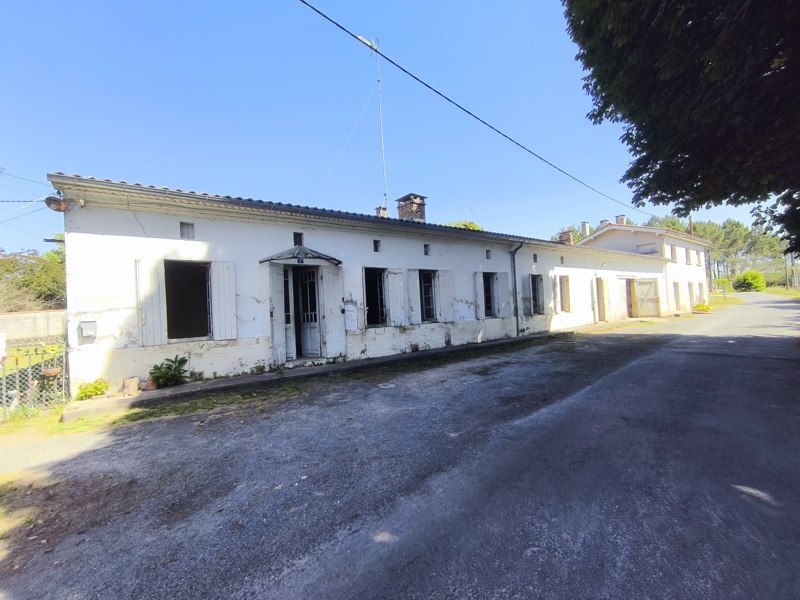 Vente Maison CERCOUX - 13 pièces -330 m² - (17270)