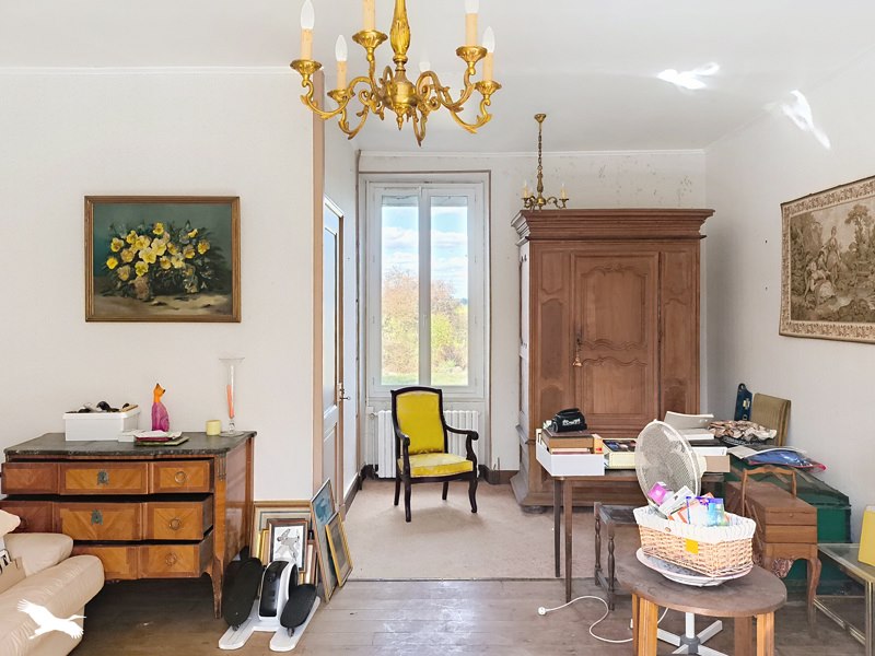 Vente Maison MONTLIEU LA GARDE - 5 pièces -193 m² - (17210)