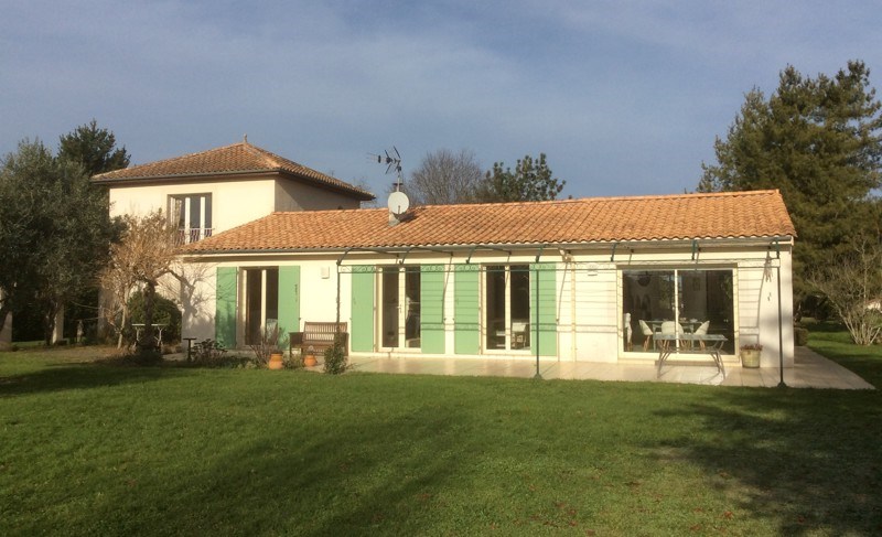 Vente Maison La Clotte - 5 pièces -145 m² - (17360)