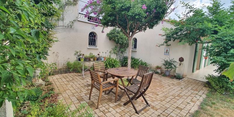 Vente Maison La Clotte - 5 pièces -145 m² - (17360)