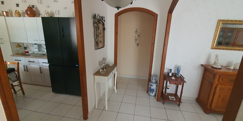 Vente Maison Saint-Martin-d'Ary - 6 pièces -100 m² - (17270)