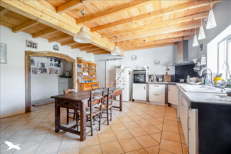 Vente Maison LEGUEVIN - 4 pièces -210 m² - (31490)