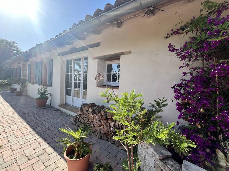 Vente Maison LE CASTERA - 8 pièces -270 m² - (31530)