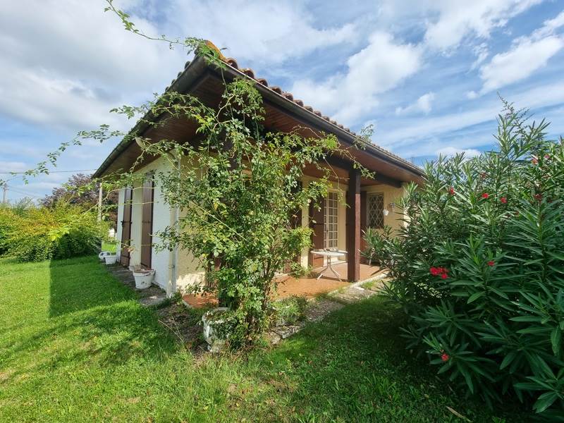 Vente Maison BAZAS - 8 pièces -215 m² - (33430)