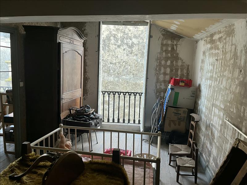Vente Maison BAZAS - 9 pièces -186 m² - (33430)