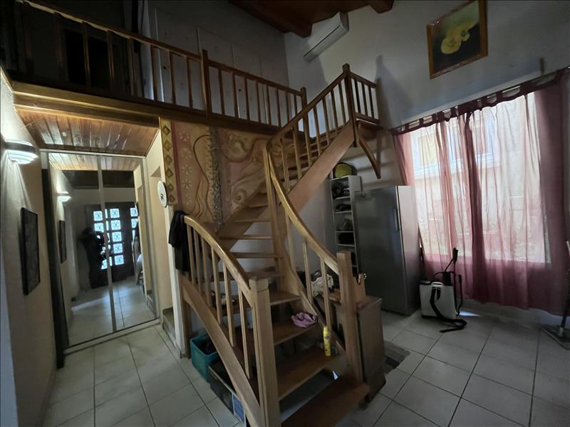 Vente Maison SIGALENS - 5 pièces -158 m² - (33690)