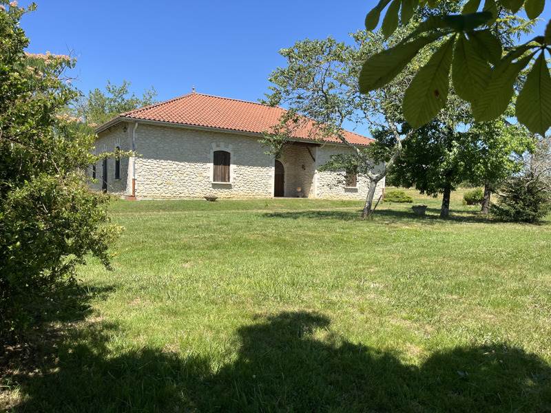 Vente Maison SIGALENS - 5 pièces -165 m² - (33690)