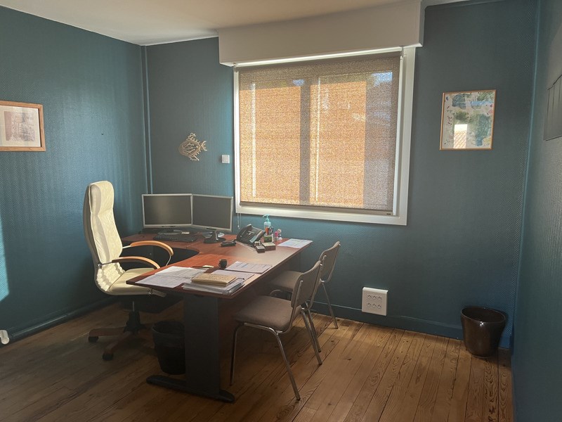 Vente Maison BAZAS - 11 pièces -215 m² - (33430)
