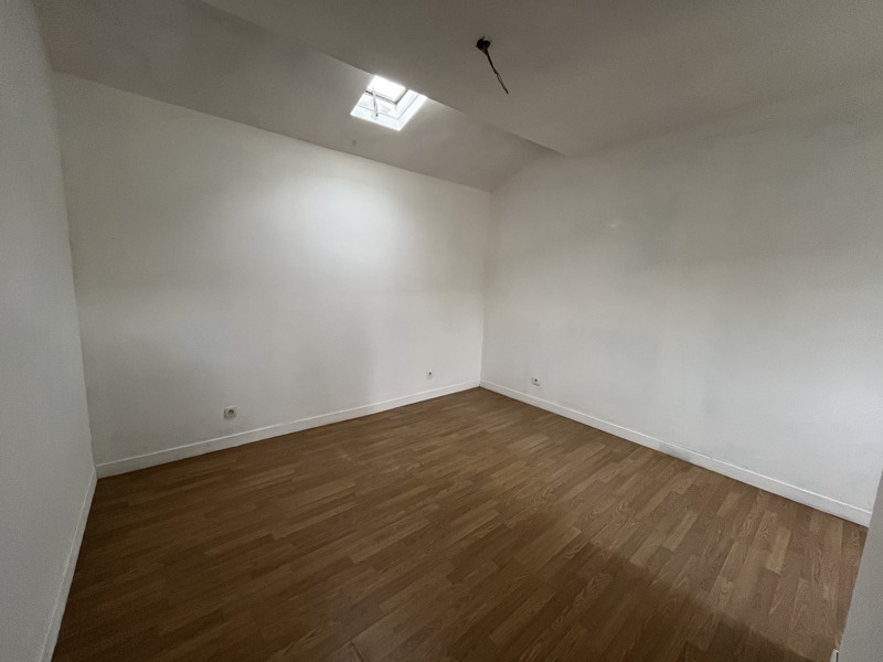 Vente Maison CAUVIGNAC - 3 pièces -77 m² - (33690)