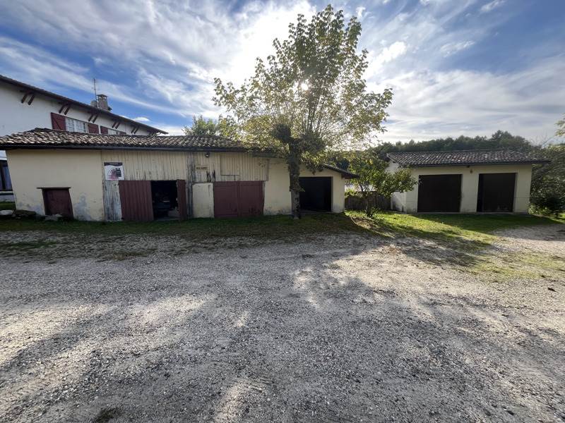 Vente Maison GOUALADE - 14 pièces -450 m² - (33840)