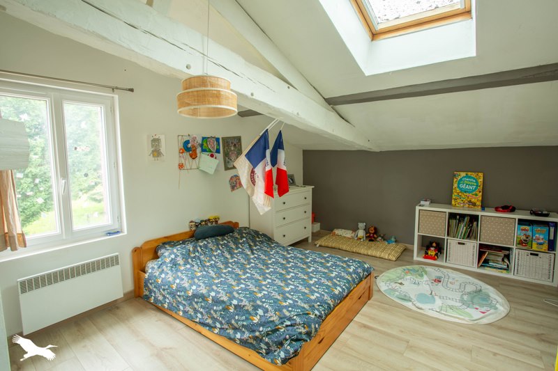 Vente Maison LAVAZAN - 6 pièces -294 m² - (33690)