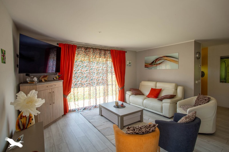 Vente Maison COURS LES BAINS - 6 pièces -142 m² - (33690)