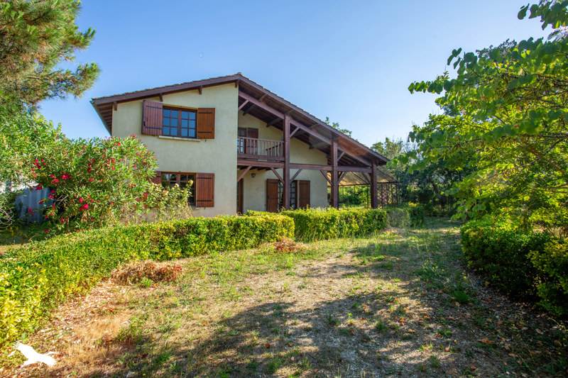 Vente Maison GAJAC - 6 pièces -151 m² - (33430)