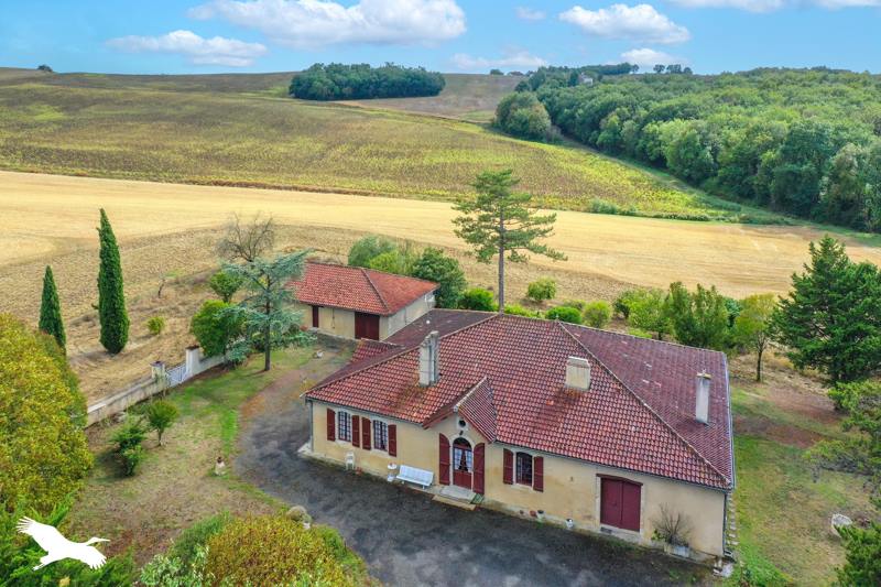 Vente Maison NOUGAROULET - 6 pièces -195 m² - (32270)