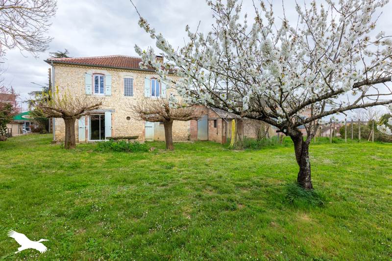 Vente Maison MAUVEZIN - 5 pièces -197 m² - (32120)