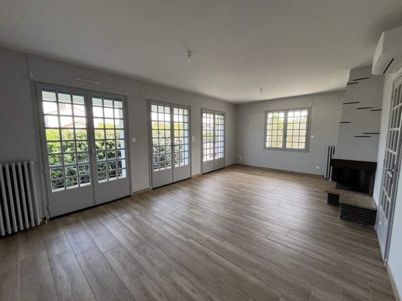 Vente Maison CASTELSARRASIN - 5 pièces -93 m² - (82100)