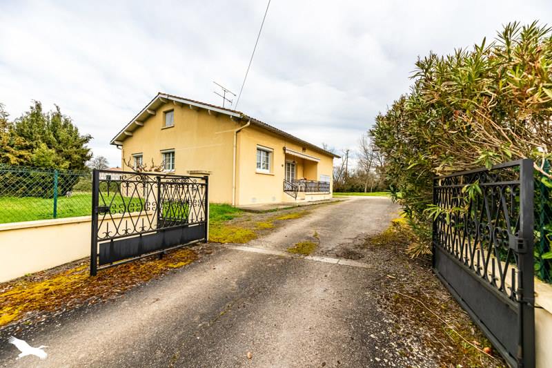 Vente Maison CASTELSARRASIN - 4 pièces -99 m² - (82100)