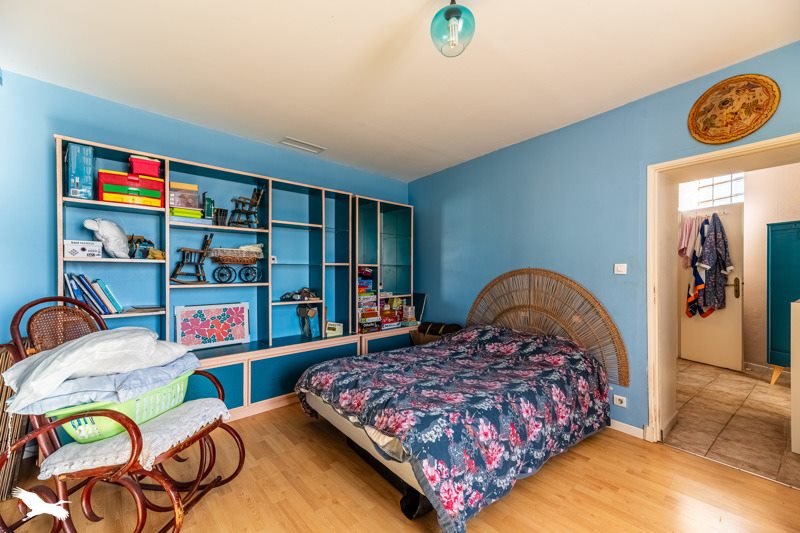 Vente Maison CASTELSARRASIN - 5 pièces -170 m² - (82100)
