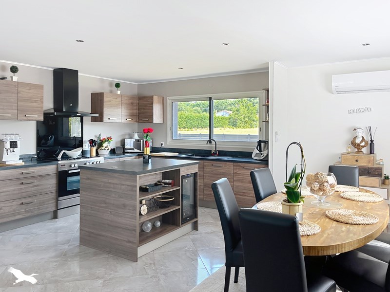Vente Maison CASTELSARRASIN - 8 pièces -164 m² - (82100)