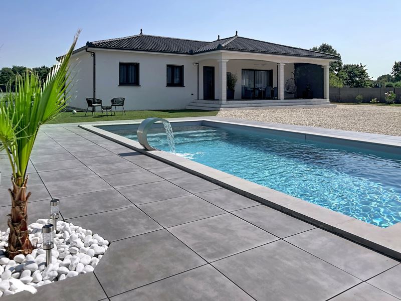 Vente Maison CASTELSARRASIN - 8 pièces -164 m² - (82100)