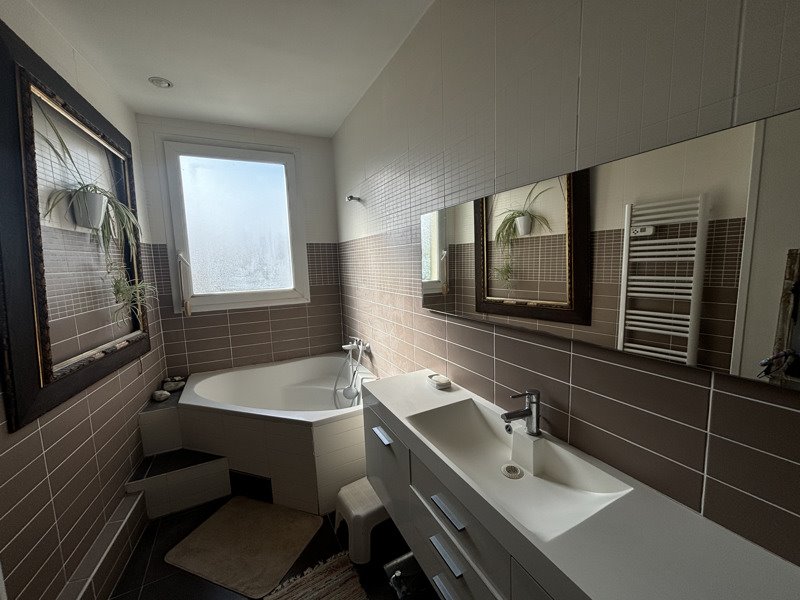 Vente Maison BORDEAUX - 5 pièces -152 m² - (33000)