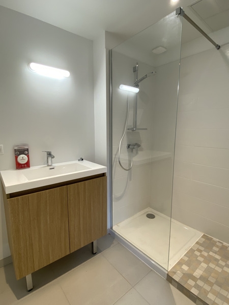 Vente Appartement BORDEAUX - 2 pièces -49 m² - (33000)