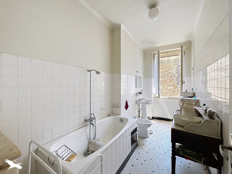 Vente Maison LAVIT - 6 pièces -310 m² - (82120)