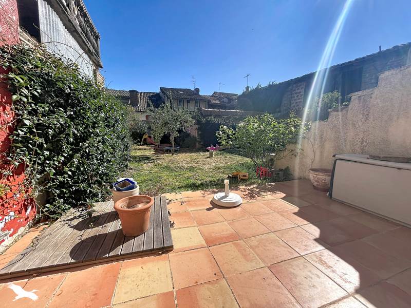 Vente Maison Beaumont-de-Lomagne - 6 pièces -179 m² - (82500)