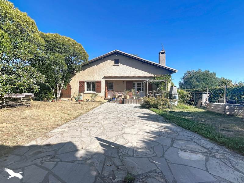 Vente Maison Beaumont-de-Lomagne 82500 7 pièces - 141 m²
