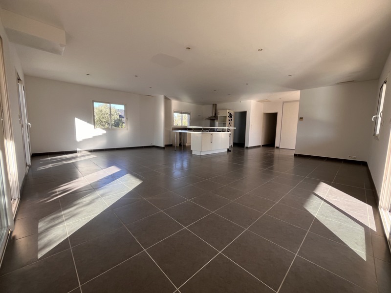 Vente Maison CARBONNE - 5 pièces -154 m² - (31390)