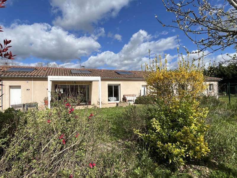 Vente Maison CARBONNE - 11 pièces -265 m² - (31390)