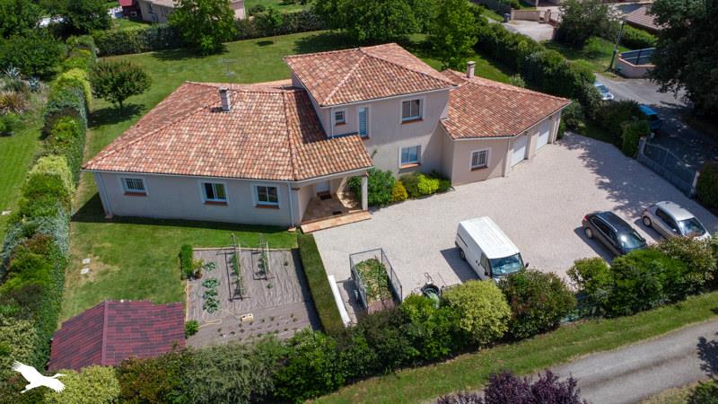 Vente Maison SALLES SUR GARONNE - 7 pièces -209 m² - (31390)