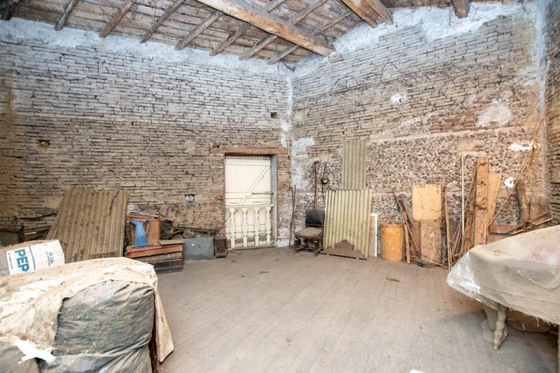 Vente Maison CARBONNE - 9 pièces -286 m² - (31390)