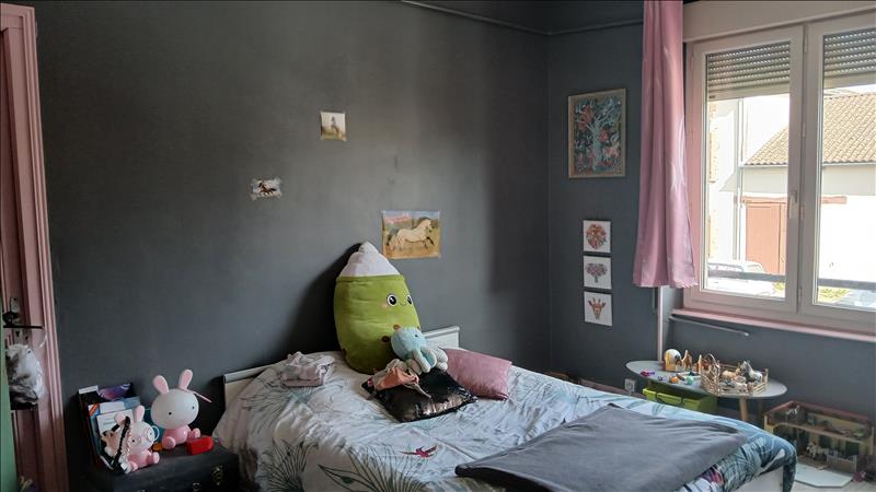 Vente Maison CHALUS - 6 pièces -140 m² - (87230)