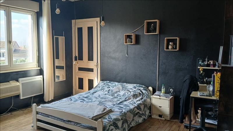 Vente Maison CHALUS - 6 pièces -140 m² - (87230)