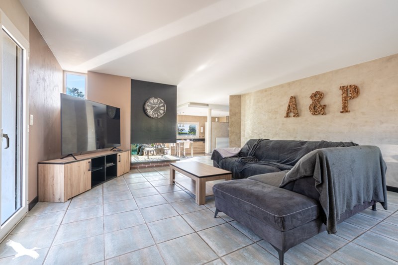 Vente Maison ORADOUR SUR GLANE - 8 pièces -210 m² - (87520)
