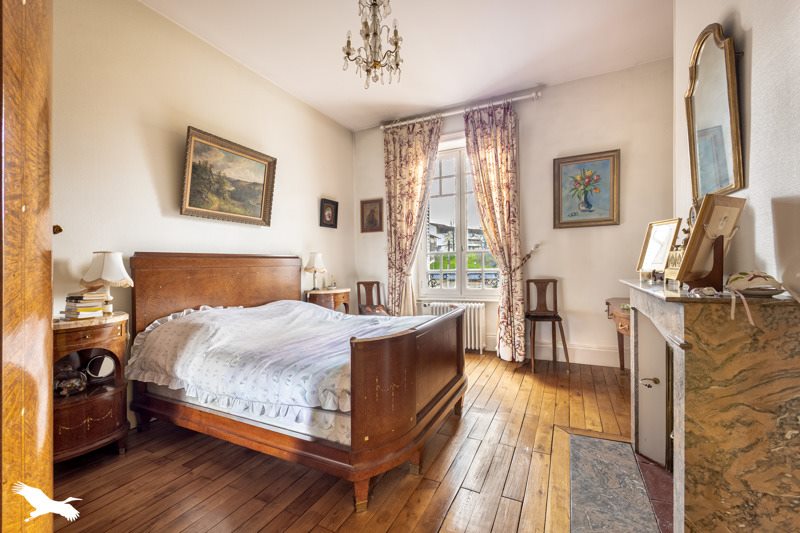 Vente Maison AIXE SUR VIENNE - 8 pièces -321 m² - (87700)