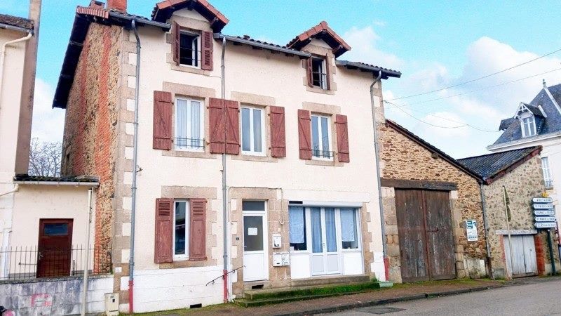 Vente Immeuble ST VICTURNIEN - -  261 m² - (87420)