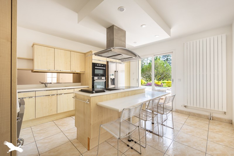 Vente Maison ST VICTURNIEN - 7 pièces -255 m² - (87420)